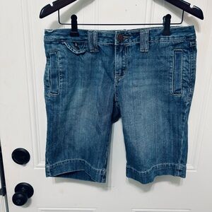 Urban Heritage Ladies Casual Blue Denim Jean Shorts